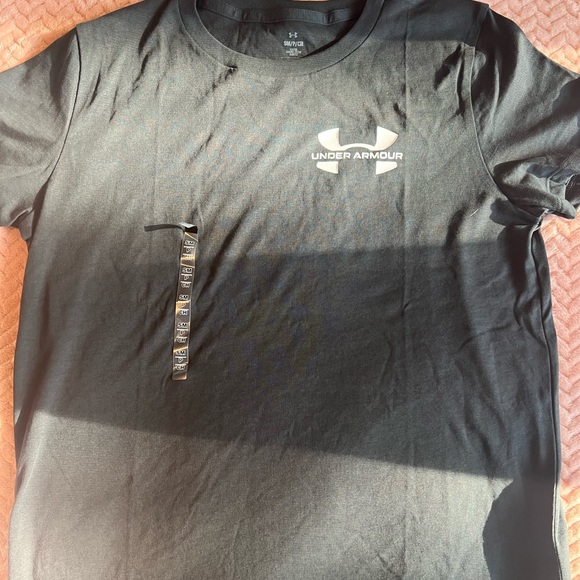 Under Armour women’s loose tee. Size S and M. NWT! - Picture 2 of 3